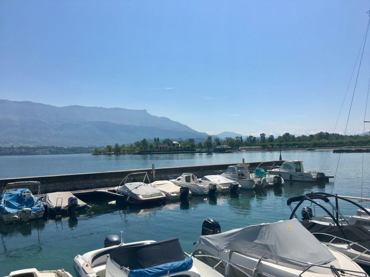Echappee Belle Au Bord Du Lac Ле-Бурже-дю-Лак Экстерьер фото